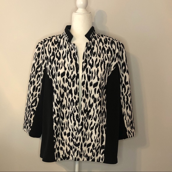 Chico's Jackets & Blazers - CHICO’S Black and white jacket, size XL(3).